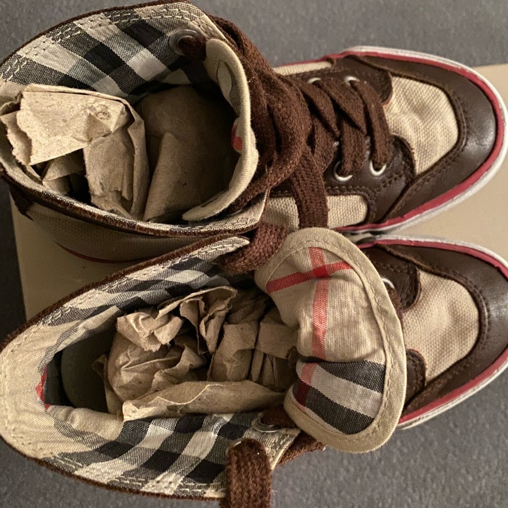 Burberry hightops - Picture 4 of 8